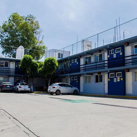 Hotel Tecnologico Queretaro Bagian luar foto