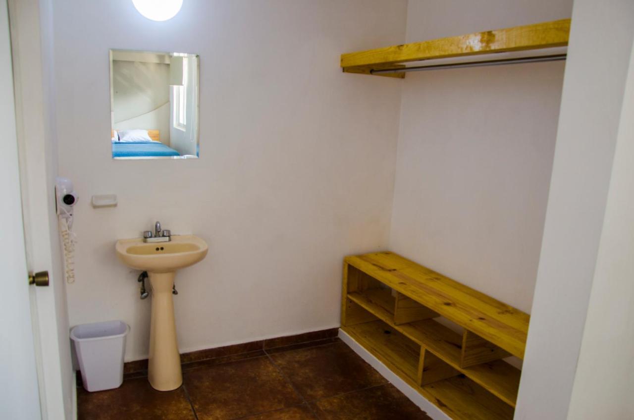Hotel Tecnologico Queretaro Bagian luar foto
