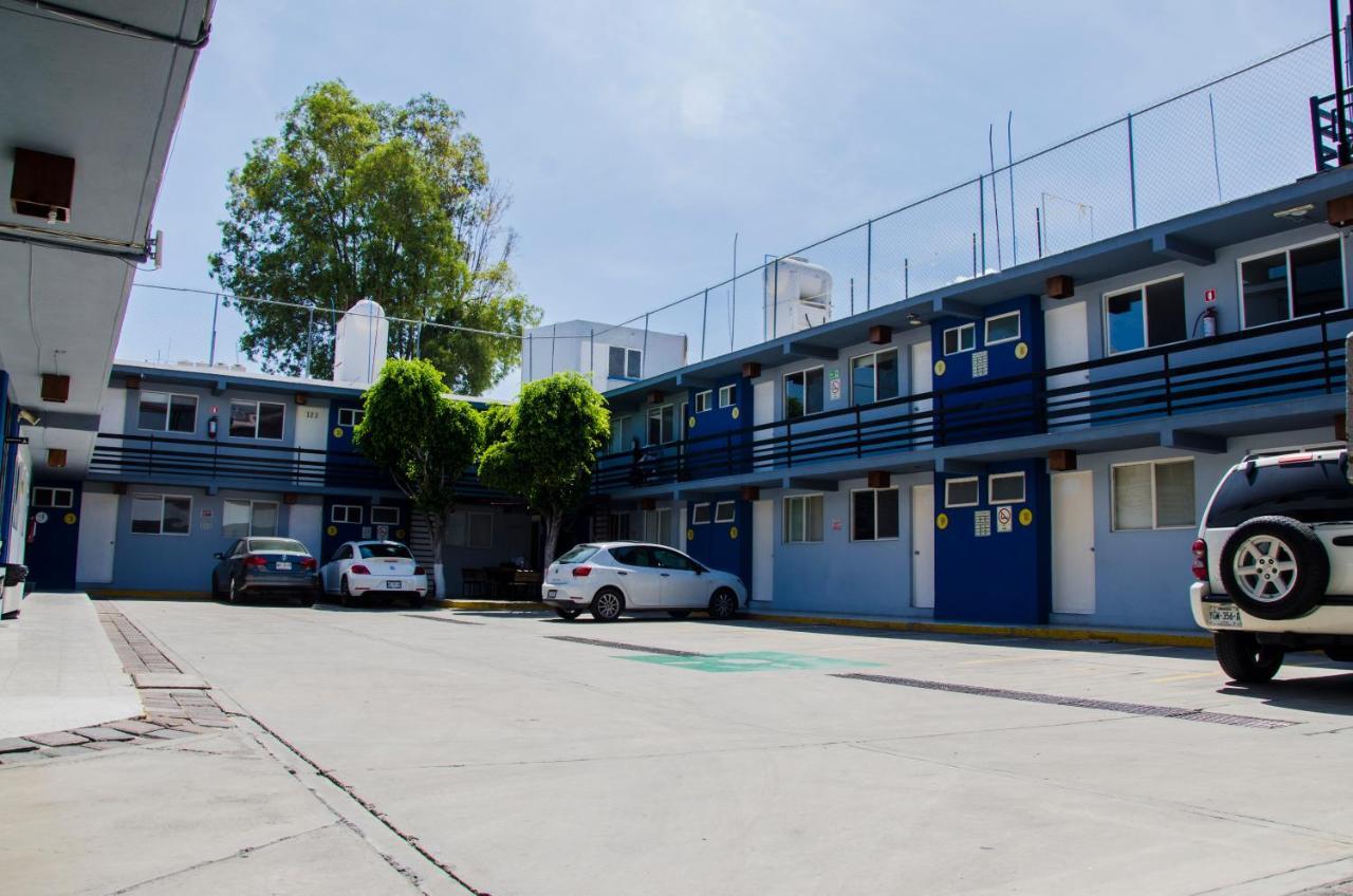 Hotel Tecnologico Queretaro Bagian luar foto