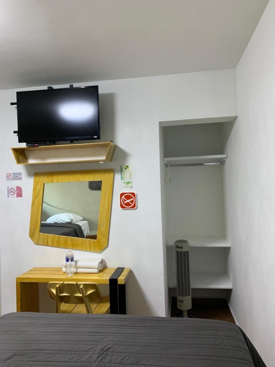 Hotel Tecnologico Queretaro Bagian luar foto